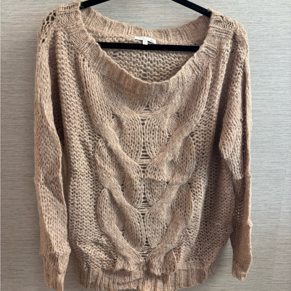Skin V-Neck Cable Knit Sweater - Brown